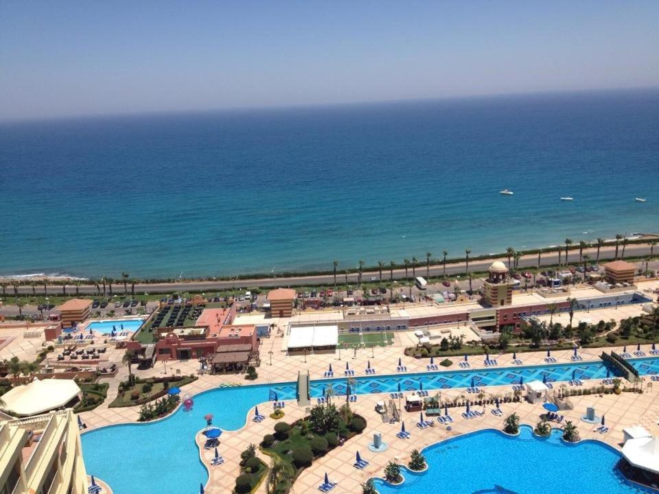 Porto Sokhna Pyramids Apartments Powered By Amer-Group Family Only Ain Sukhna Dış mekan fotoğraf