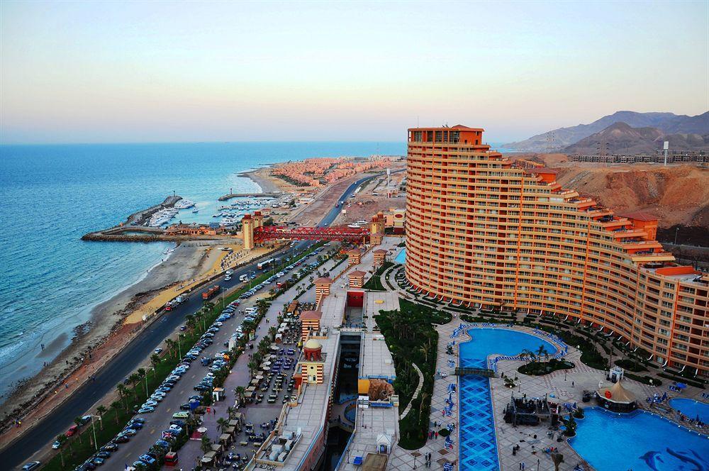 Porto Sokhna Pyramids Apartments Powered By Amer-Group Family Only Ain Sukhna Dış mekan fotoğraf