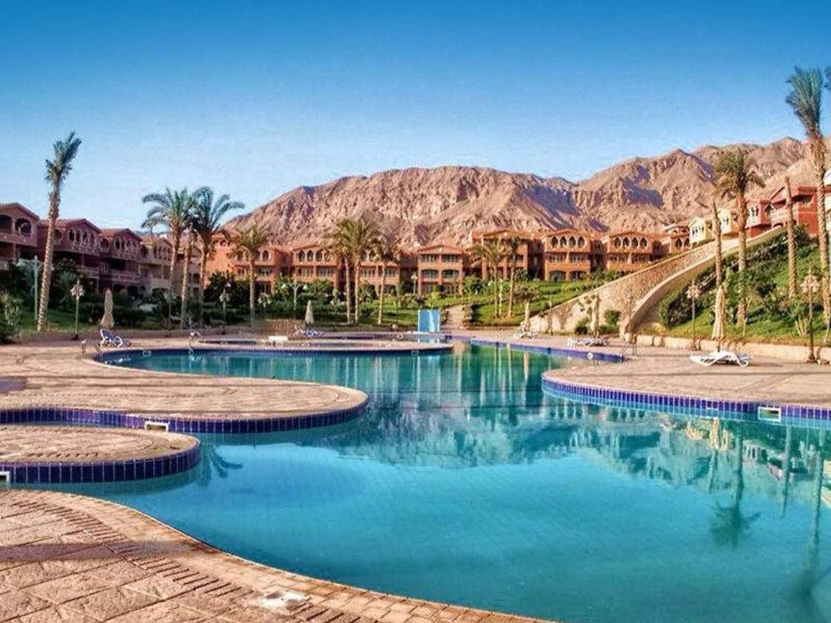 Porto Sokhna Pyramids Apartments Powered By Amer-Group Family Only Ain Sukhna Dış mekan fotoğraf